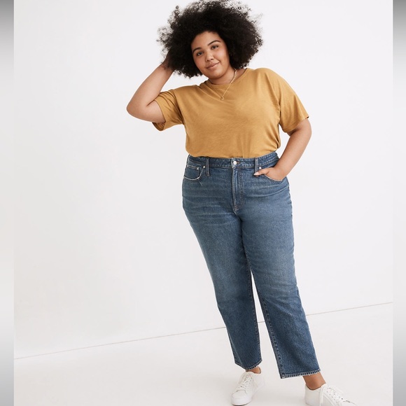 Madewell Petite Classic Straight Jeans in Corson Wash - Picture 2 of 8